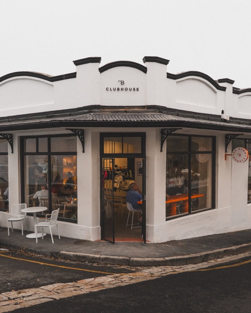 Main entrance to Burnt Clubhouse in Green Point